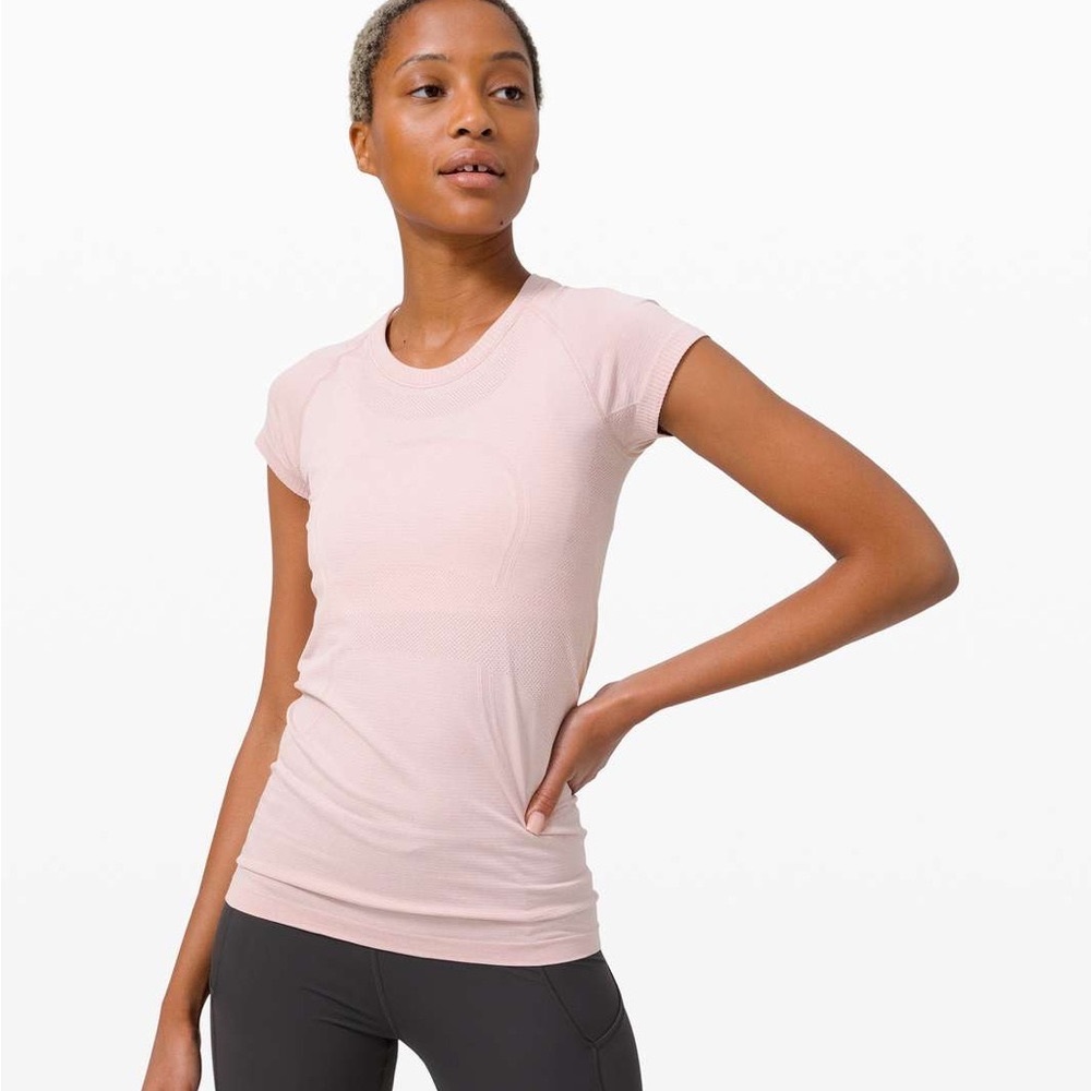 Lululemon Swiftly Tech Short Sleeve top  Pink  Size 8